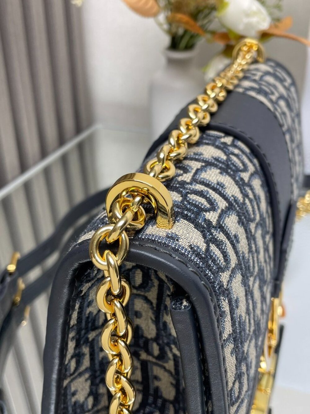 Dior 30 Montaigne East/West Navy Blue Oblique Bag Crossbody - Picture 3 of 8